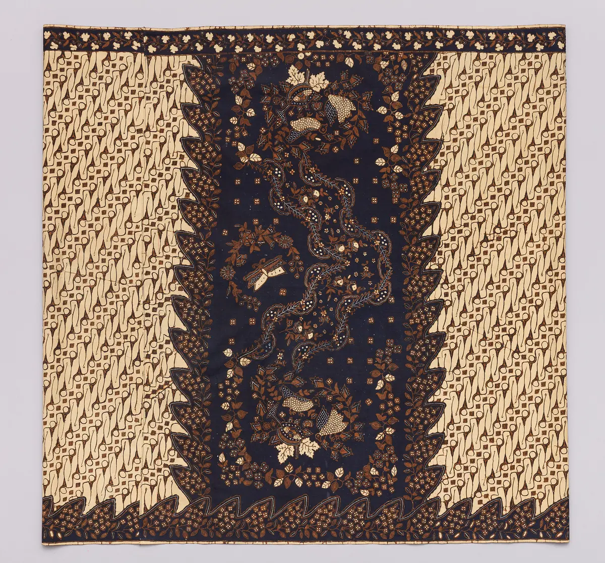 Sarong, Batik