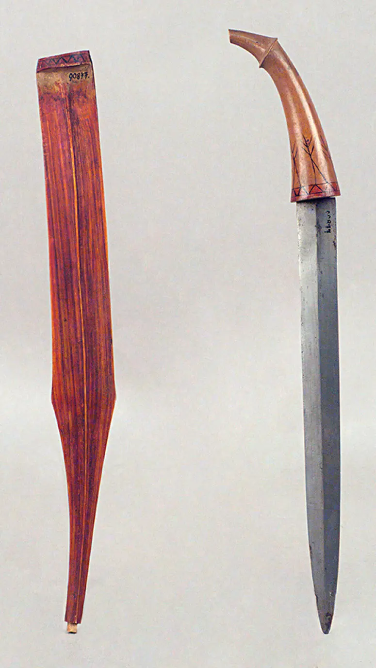 Dagger with sheath